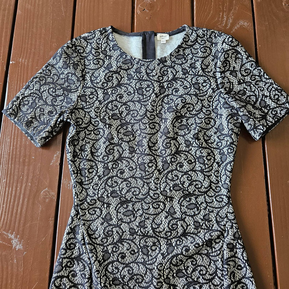 Aritzia Wilfred Women's Mignonne Floral Black & Gray Sheath Dress. Size S - Picture 3 of 9